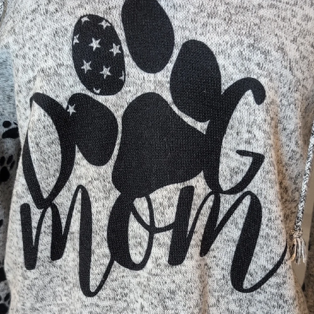 Gray Dog Mom Paw Print Women's Hoody